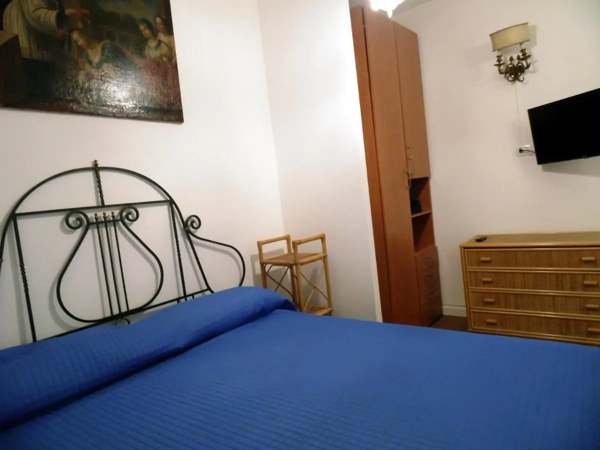 Apartment Charme Napoletano Quartieri Spagnoli Naples Italy